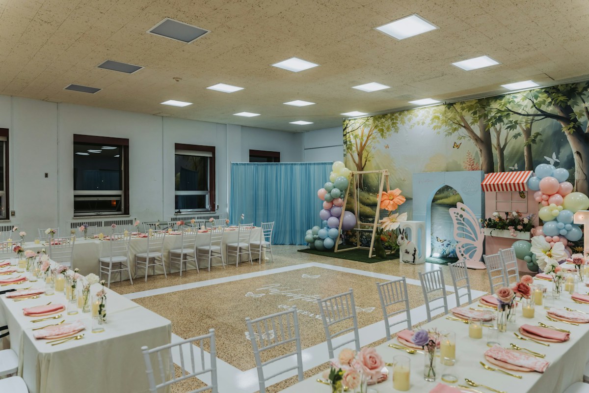 Ambientación de salón para cumpleaños en La Quinta